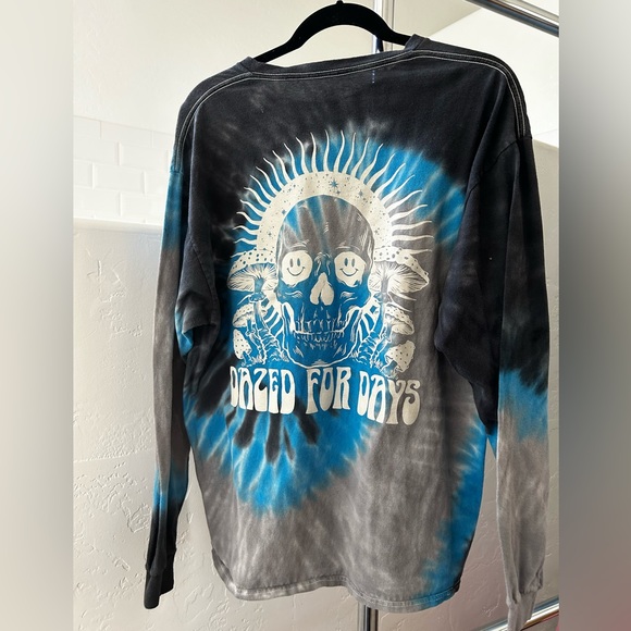 Pac Sun blue, black, gray and white long sleeve tie dye shirt - Picture 8 of 11